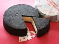 まっ黒チーズケーキ(Mサイズ)(ラ・ファミーユ)