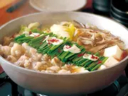 博多もつ鍋 あごだし醤油味(3~4人前)(博多の味 やまや)