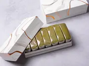 宇治 (宇治抹茶チーズテリーヌ)(京峰石)