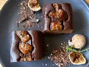いちじくガトーショコラ(vegan cafe lilla(ヴィーガン カフェ リラ))