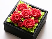Anniversary"ミニ"ボックスフラワーケーキ【Shining Red】(Flower Picnic Cafe -HAKODATE-(フラワーピクニックカフェ))