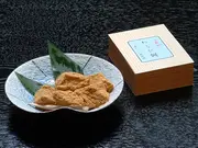 謹製 わらび餅(9個木箱入り)(泉仙)