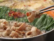 【醬油味】生野菜付き 博多国産牛生もつ鍋セット (4~5人前)(博多もつ鍋通販専門店 よし田)