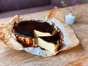 濃厚バスクチーズケーキ(カフェのある暮らしとお菓子のお店)