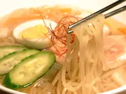 水キムチのオリジナル冷麺セット(キムチ・韓国餅の中山商店)