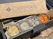 チーズアソートギフトセット〈ワイン付きBOX〉【泡】(LAMMAS(ランマス))
