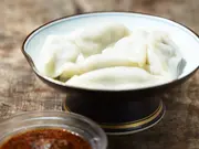 名物 手包み水餃子 冷凍 (20個)(東京台湾)