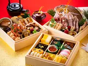 生おせち 三段重 木製重箱入 4~5人前 全36品(しゃぶしゃぶ日本料理たちばな)
