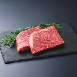 赤身の旨み凝縮!極上モモステーキ。夏の贈り物に!(伊萬里牛 松尾勝馬牧場)
