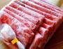 届いたお肉は一枚ずつラッピングされた高級感。ビニールの上からでも上質感が伝わってきます。