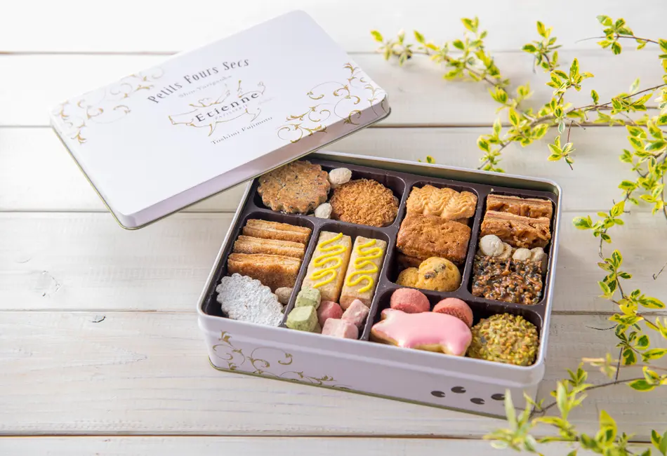 プティフールセック 大缶_0