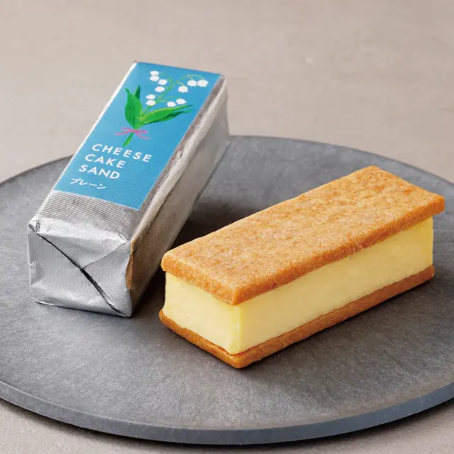 M・dish「チーズケーキサンド 〈プレーン〉 - CHEESECAKE SAND