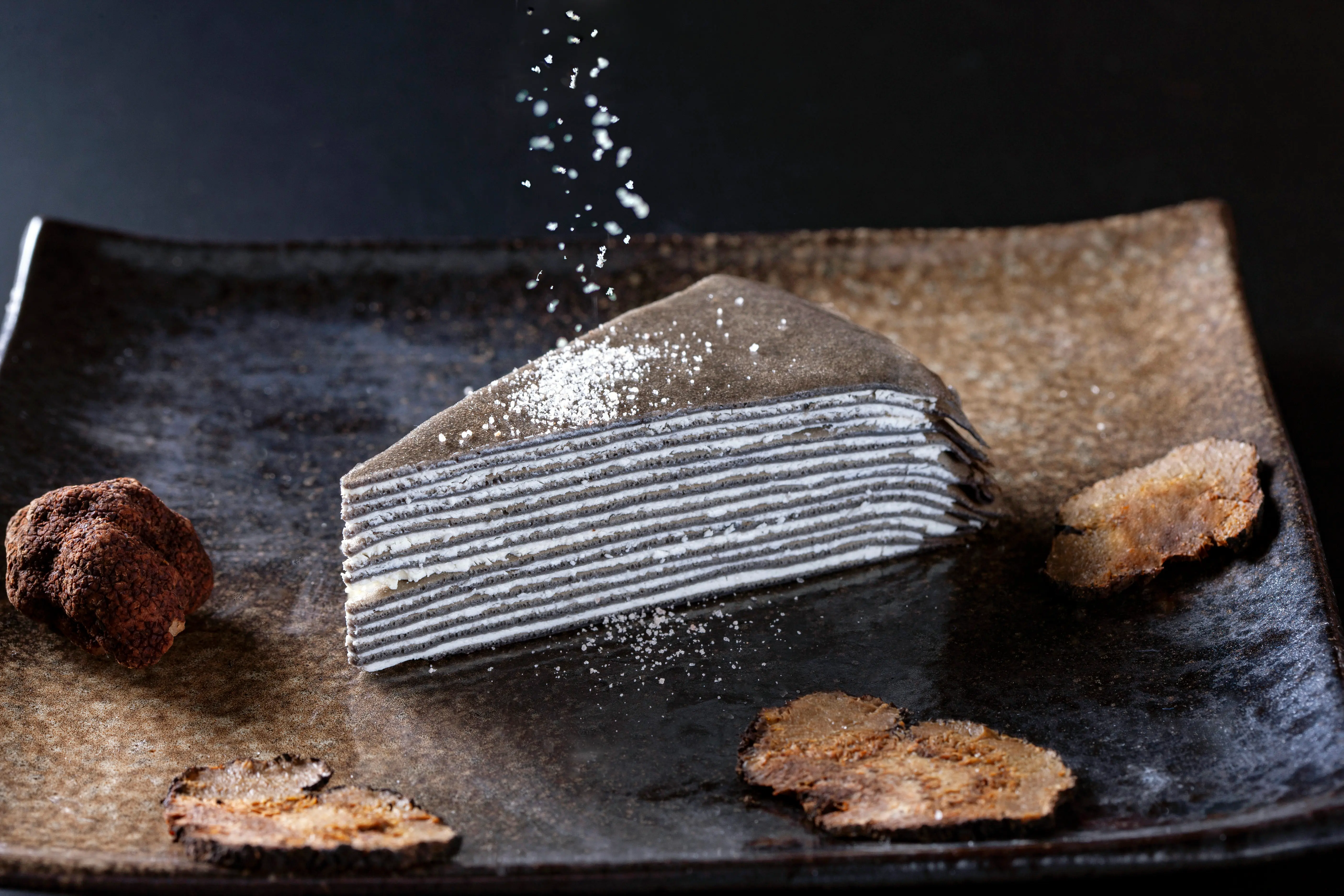 甘くない「大人のミルクレープ」～nero～_0