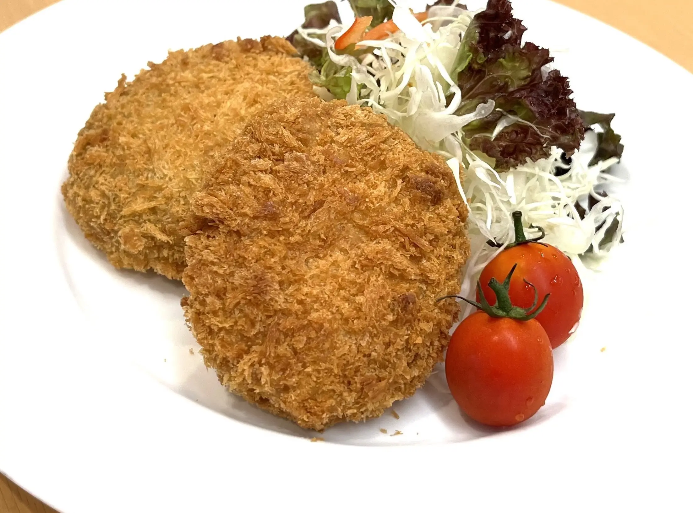 佐賀・国産黒毛和牛 伊萬里牛 コロッケ 3個入_0