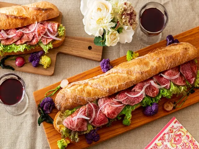 近江牛特選和風とろ生ローストビーフ_2