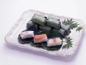 柿の葉すし 紙箱 さば・さけ・たい詰合せ 21個入り_0