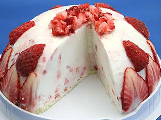 いちごヨーグルトアイスケーキ _0