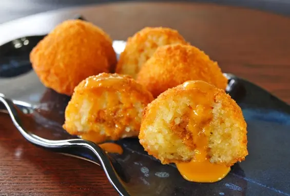 うにぎりコロッケ5個入　雲丹そ～す付_0