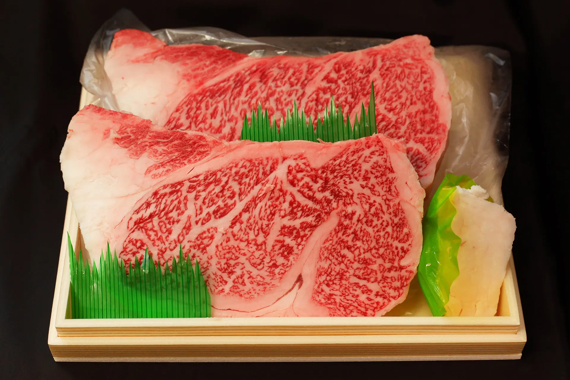 残り1キロ　仙台牛　サーロイン　切り落とし　1キロ　焼肉　バーベキューに 楽天市場】九州産 国産牛 サーロイン 焼肉/鉄板焼き用肉 300g