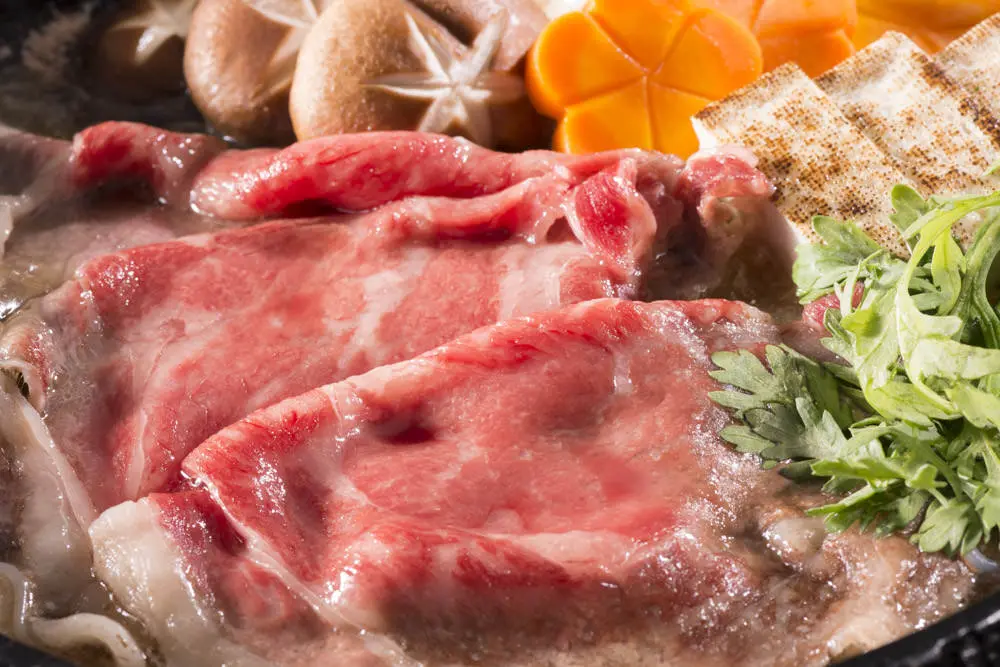 お試し用！松阪牛肩ロースすき焼き　250g（2人前）_0