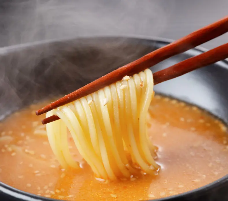 華味鳥の博多 赤もつ鍋セット（辛みそ味）3～4人前_1