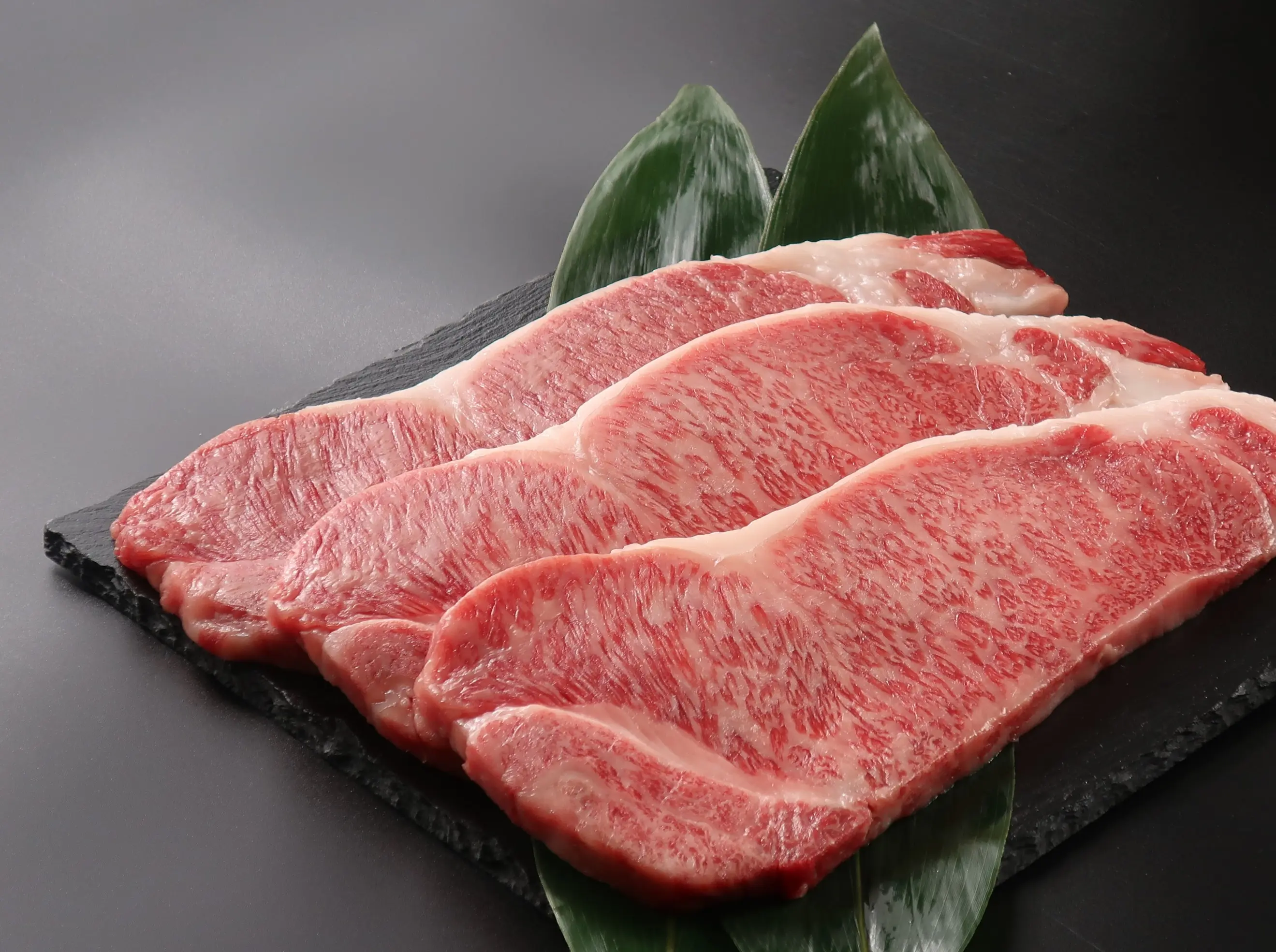 松阪牛サーロインステーキ【特選A5 500g(250g×2枚)】_1