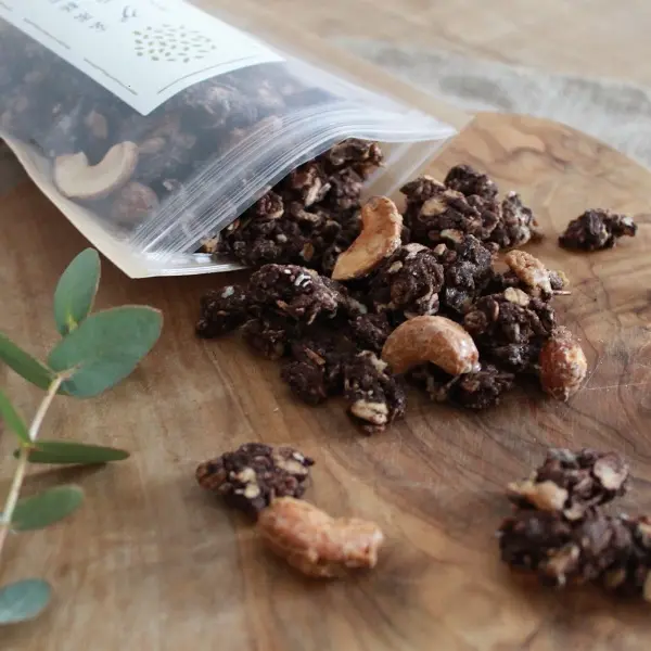 玄米胚芽グラノーラセット（チョコ・いちご）_1