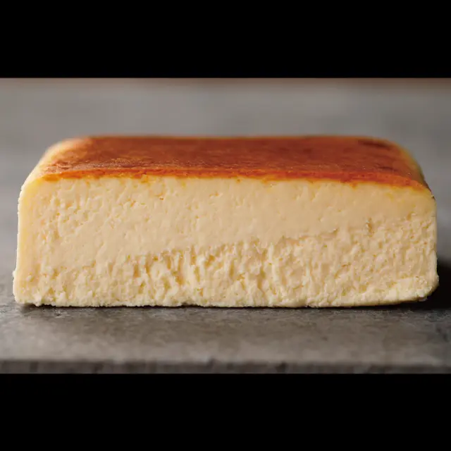 武蔵野茶房 特製焼チーズケーキ【木箱入】_1