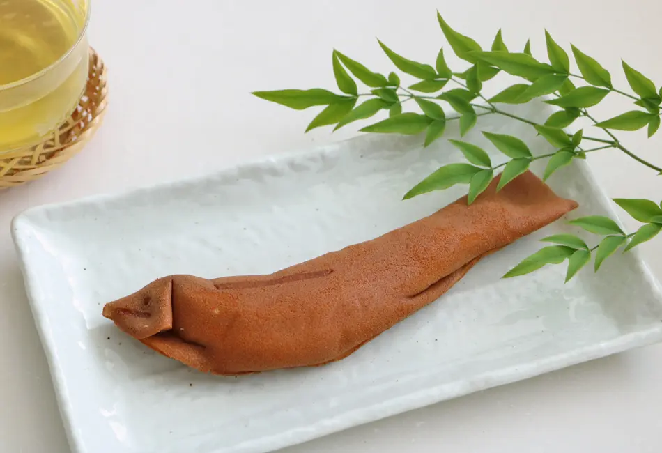 大極殿本舗　若あゆ10個入（すだれ箱入）_0