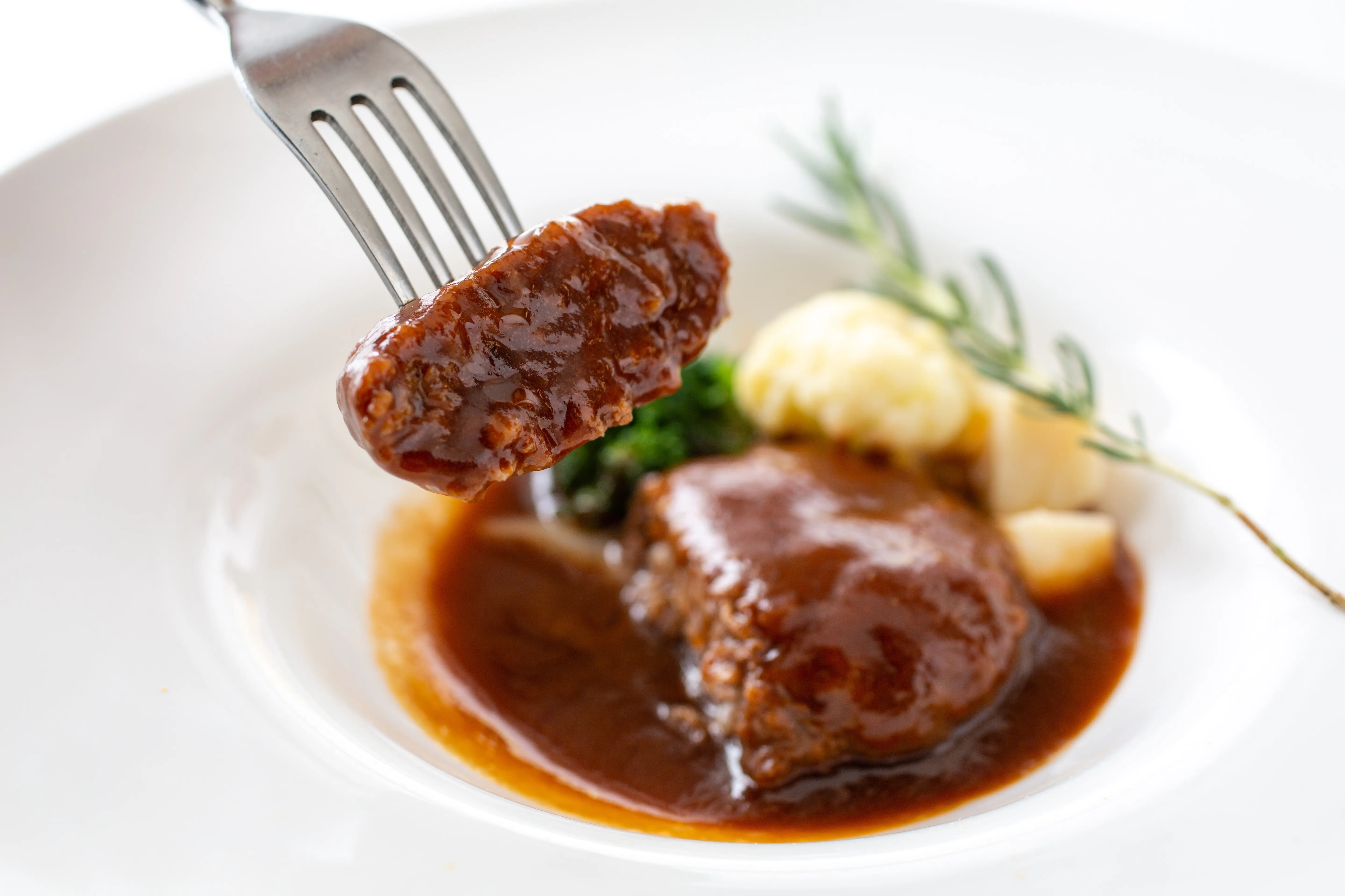 黒毛和牛肉100％の煮込みハンバーグ6個_0