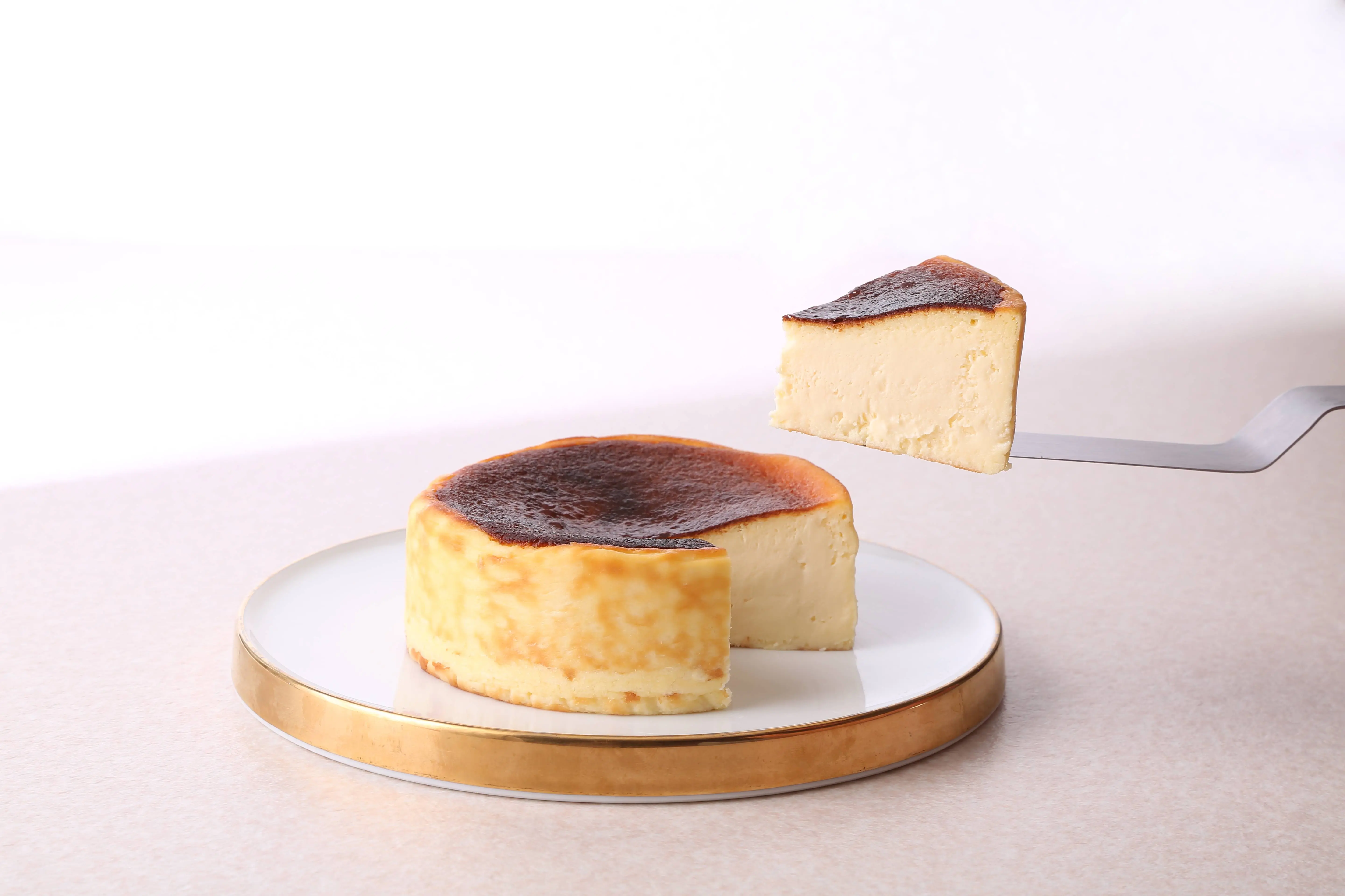 とけだすバスクチーズケーキ（12cm)_2