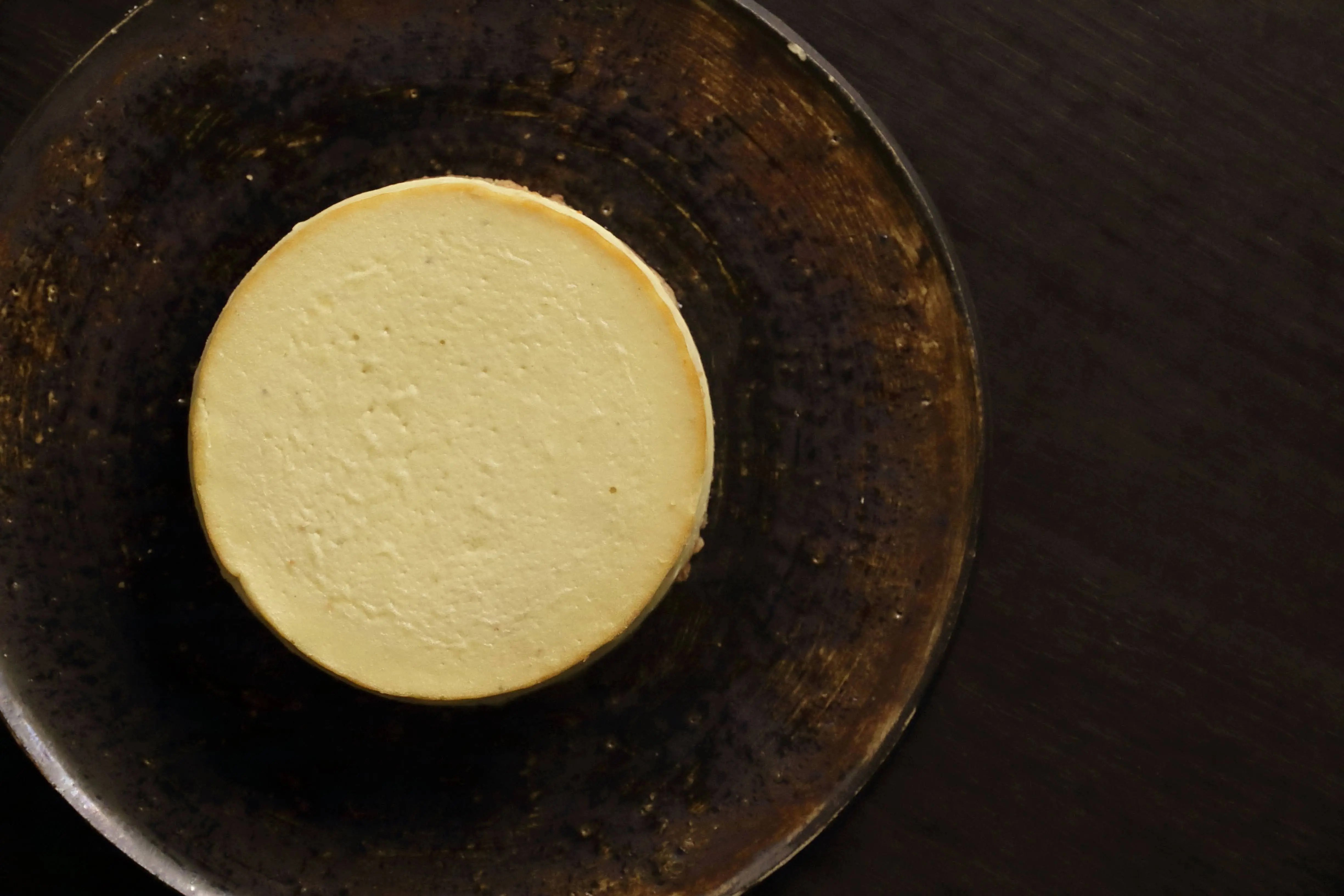 はちみつとイタリア産ゴルゴンゾーラのチーズケーキ_0