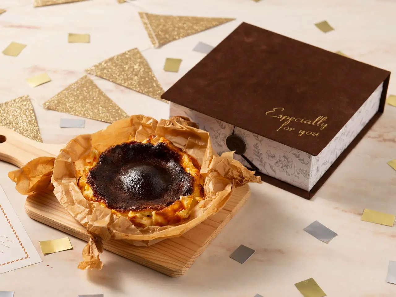 スペイン生まれのバスクチーズケーキ（4号/バースデー仕様）_2