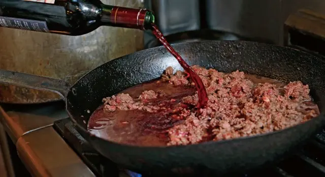 武蔵野食堂　大人のパスタソース＜ボロネーゼ＞（ソース＆麺2食）_1