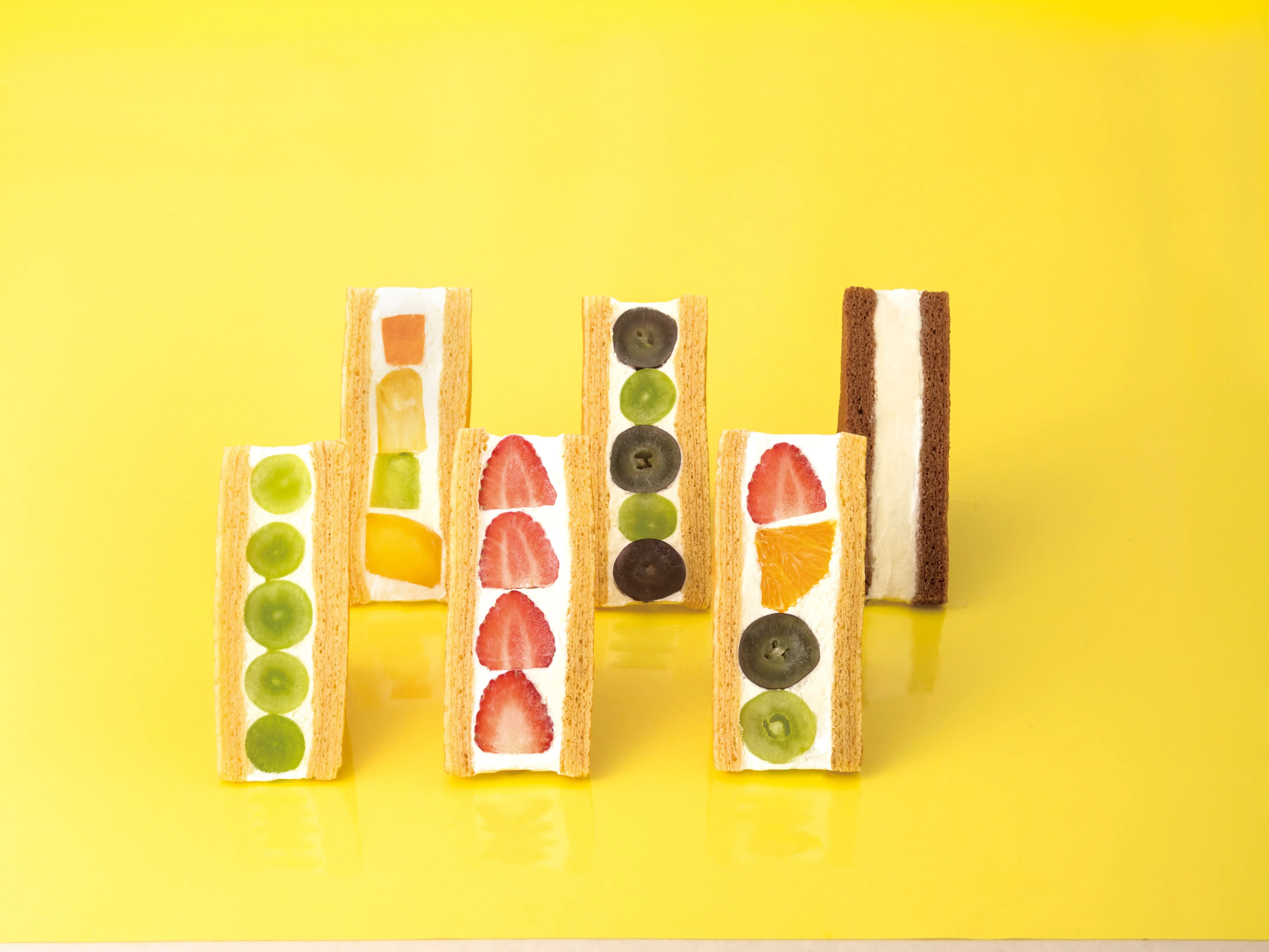 旬果バウムサンドA　4個入_0