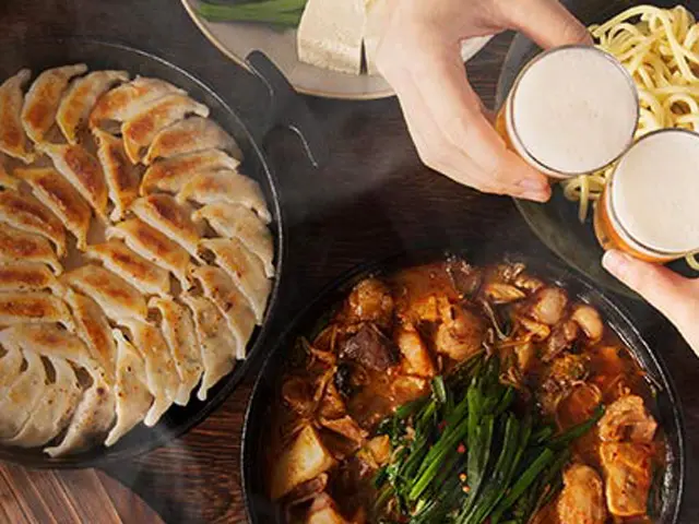 博多餃子もつすき博多ばりうまセット_0