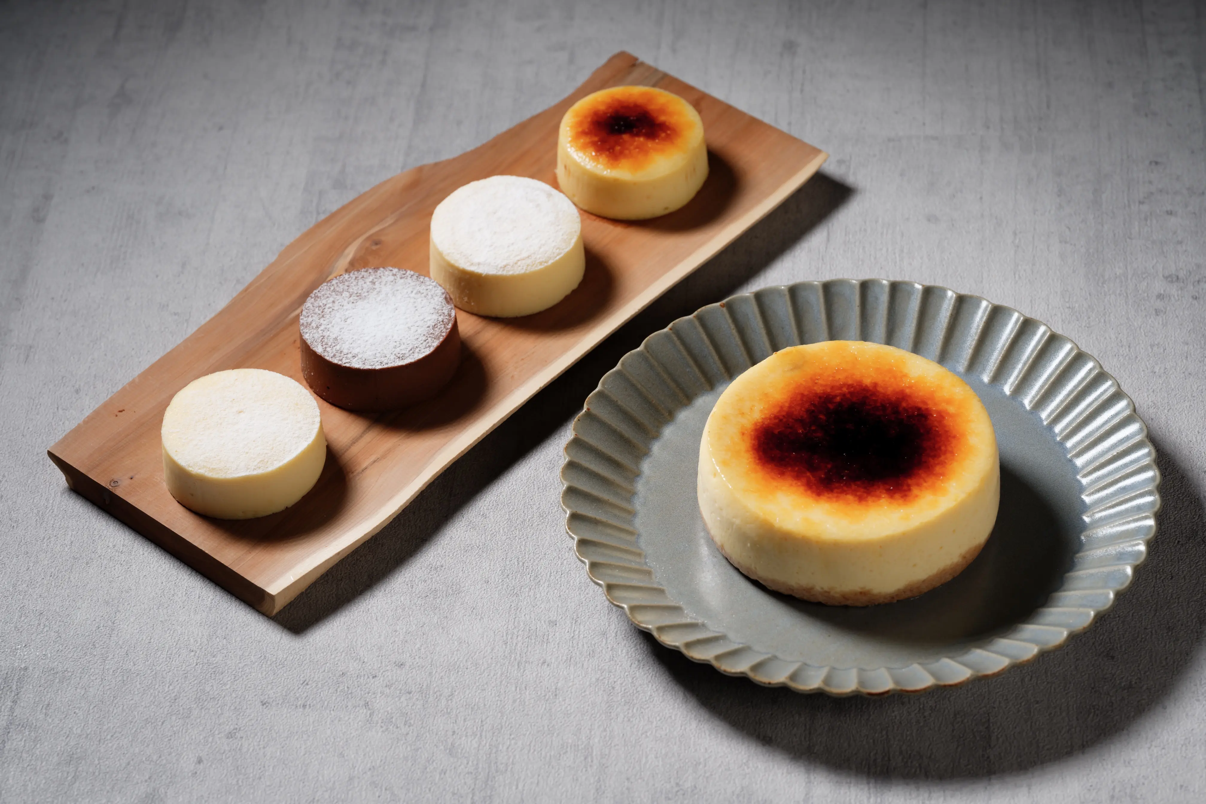 こめはなチーズケーキ （ミニ4種+ホール）ギフトセット_0