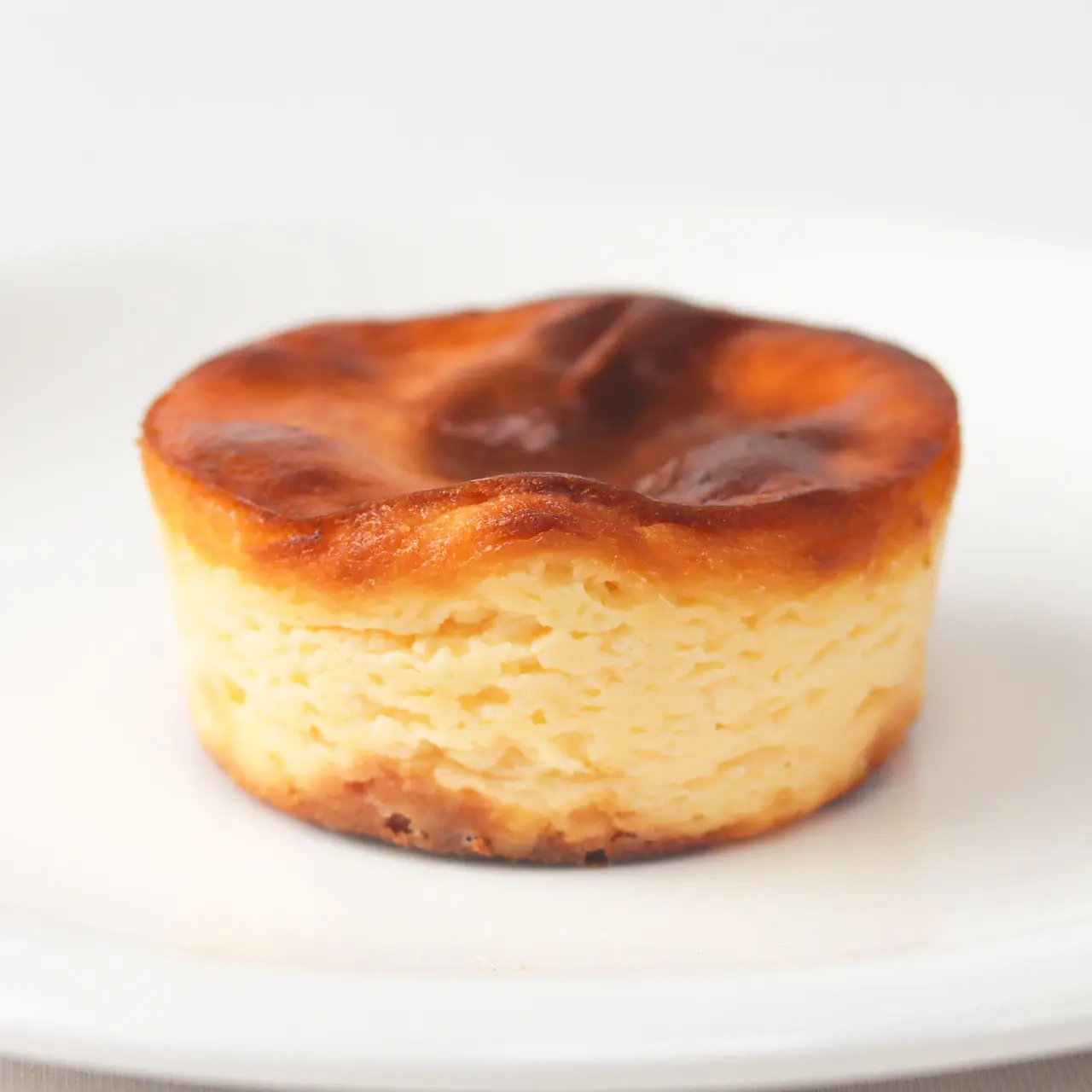 ２種チーズのバスクチーズケーキ_2