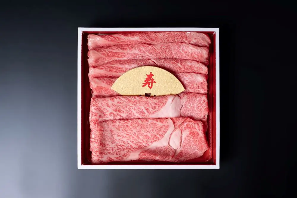 近江牛・宮崎牛・厳選和牛食べ比べ計520gを詰合せた「肉おせち」_2