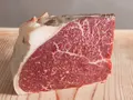 ウチモモ ブロック 300g(特選神戸牛の熟成肉 中勢以)