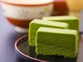 挽きたて抹茶の贅沢テリーヌ（ハーフ）(シェ・アガタ)
