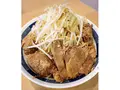 家二郎セット（超極太平打#8・オーション麺4玉＆豚骨醤油スープ4食分） 200g×4玉(丸山製麺)