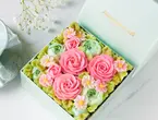 食べられるお花のボックスフラワーケーキ
