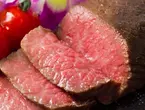 特撰黒毛和牛希少部位（シンシン）極撰ローストビーフ　300g