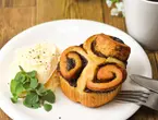 北欧カフェのシナモンロール