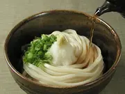 生醤油うどんセット(さぬきうどんの亀城庵)