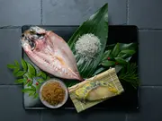 お勧め品の詰め合わせ【佳撰】（海産物）(さか芳)