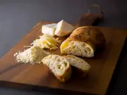 石窯焼き旨味チーズ(グルマン ヴィタル)