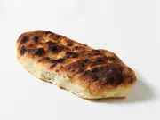 自家製スモークチーズ塩パン(グルマン ヴィタル)