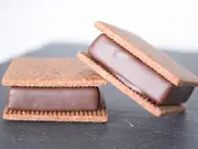 チョコレートサンド8個セット（リッチカカオ・信州くるみ・信州りんご・ラムレーズン各2個入）(信州ショコラトリーGAKU)